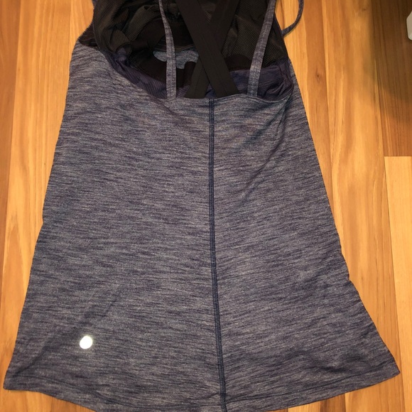 Lululemon never worn strappy tank/built in bra - Picture 2 of 2